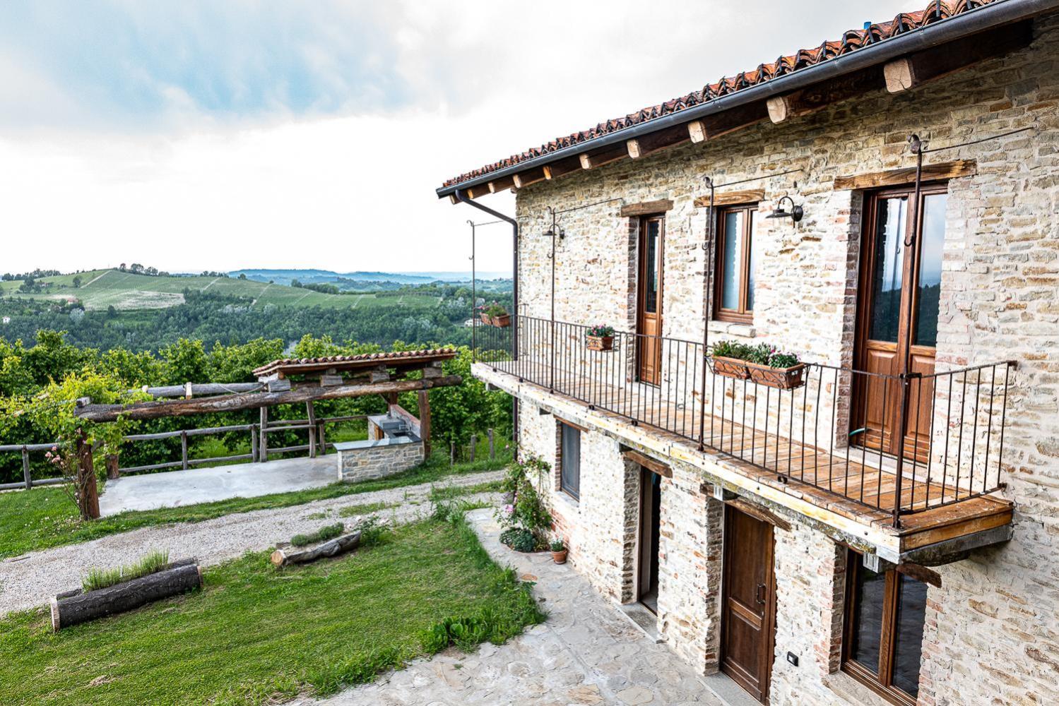 Casa Vecchia Bed&Breakfast Bossolasco Exterior foto